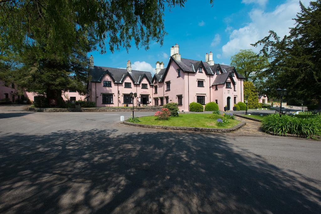 Cwrt Bleddyn Hotel & Spa Usk Bagian luar foto