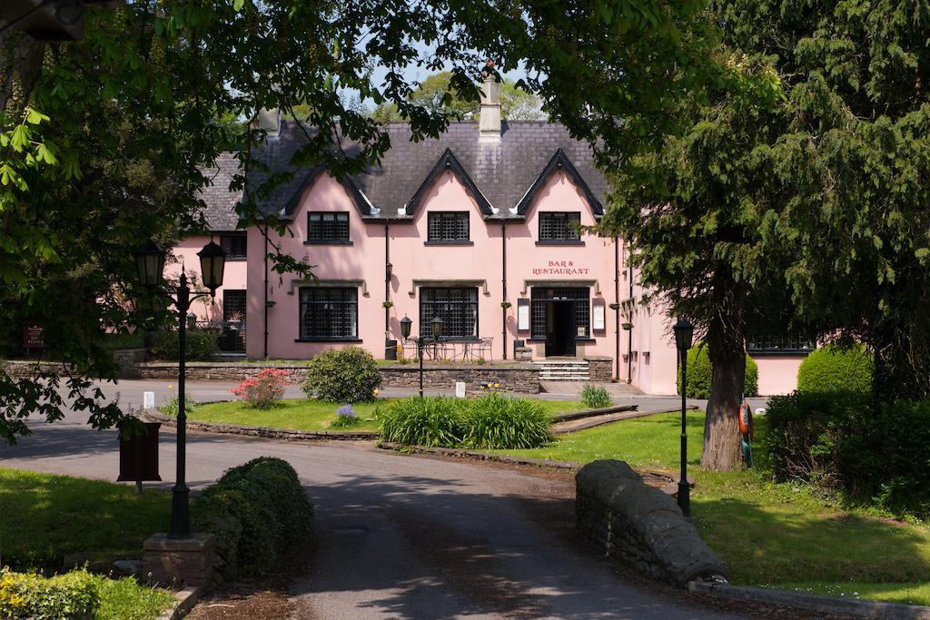 Cwrt Bleddyn Hotel & Spa Usk Bagian luar foto